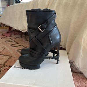 Nicholas Kirkwood black leather platform heeled booties